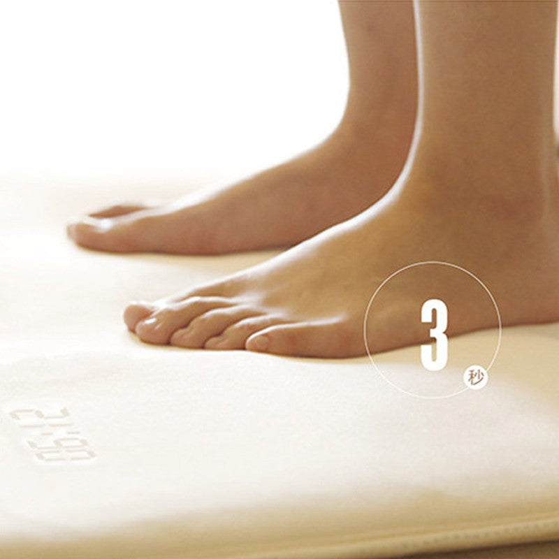 Runaway Carpet Alarm Clock – Moving Alarm Clock on Wheels