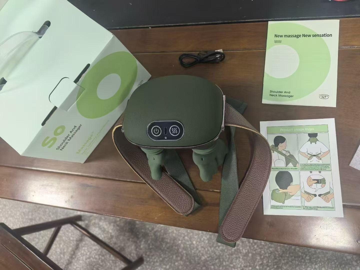Master Hand Shoulder & Neck Massager with Heat Compress CJ